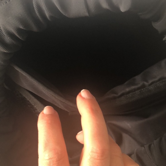 Lululemon backpack go lightly 26L rucksack messy - Picture 15 of 16